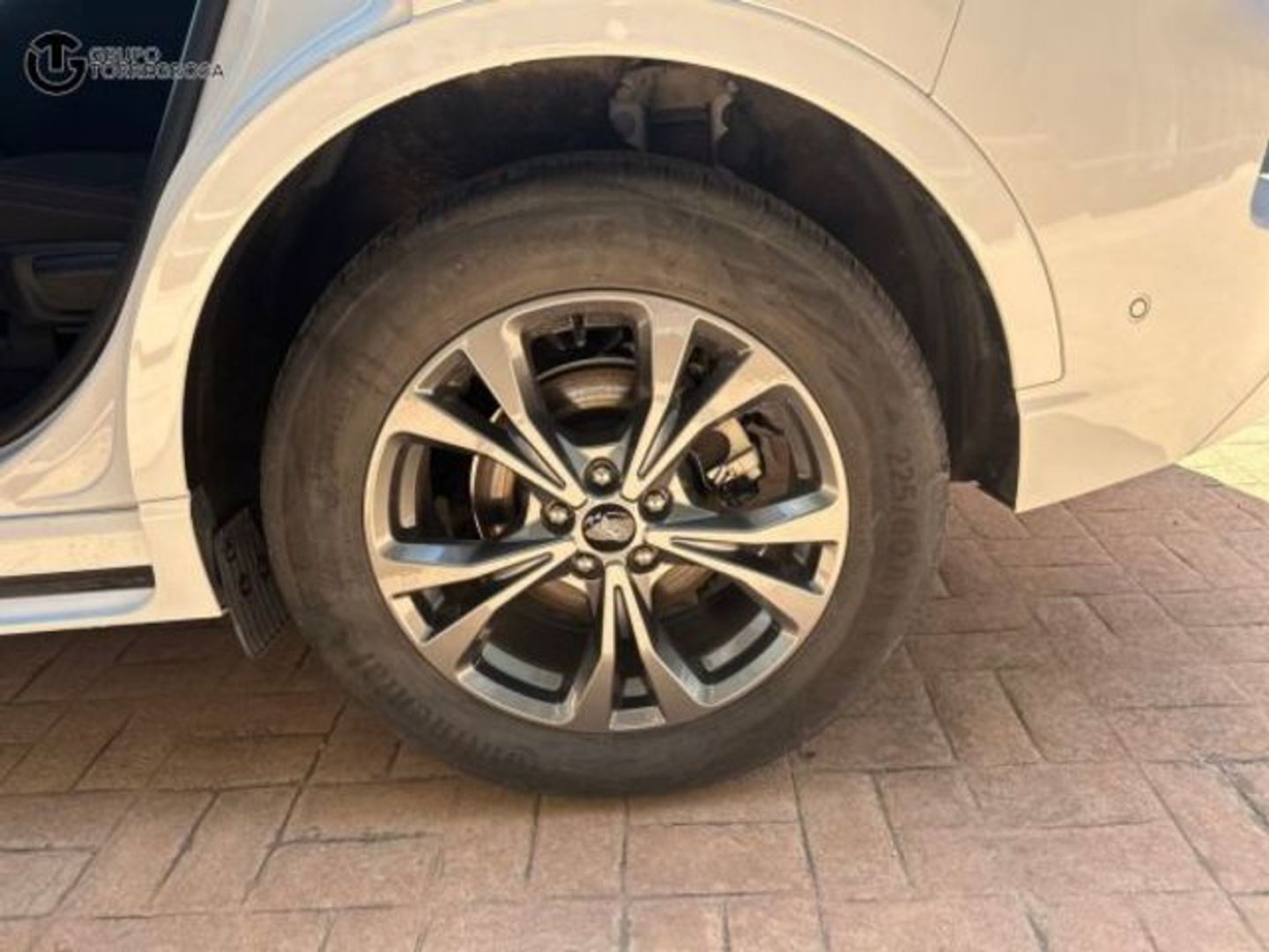 Ford Kuga 2.5 Duratec FHEV ST-Line Auto 140 kW (190 CV)