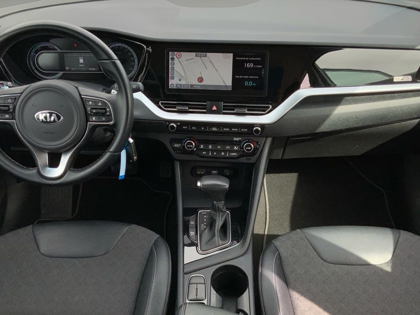 Kia Niro 1.6 GDi HEV Híbrido Drive 104 kW (141 CV)