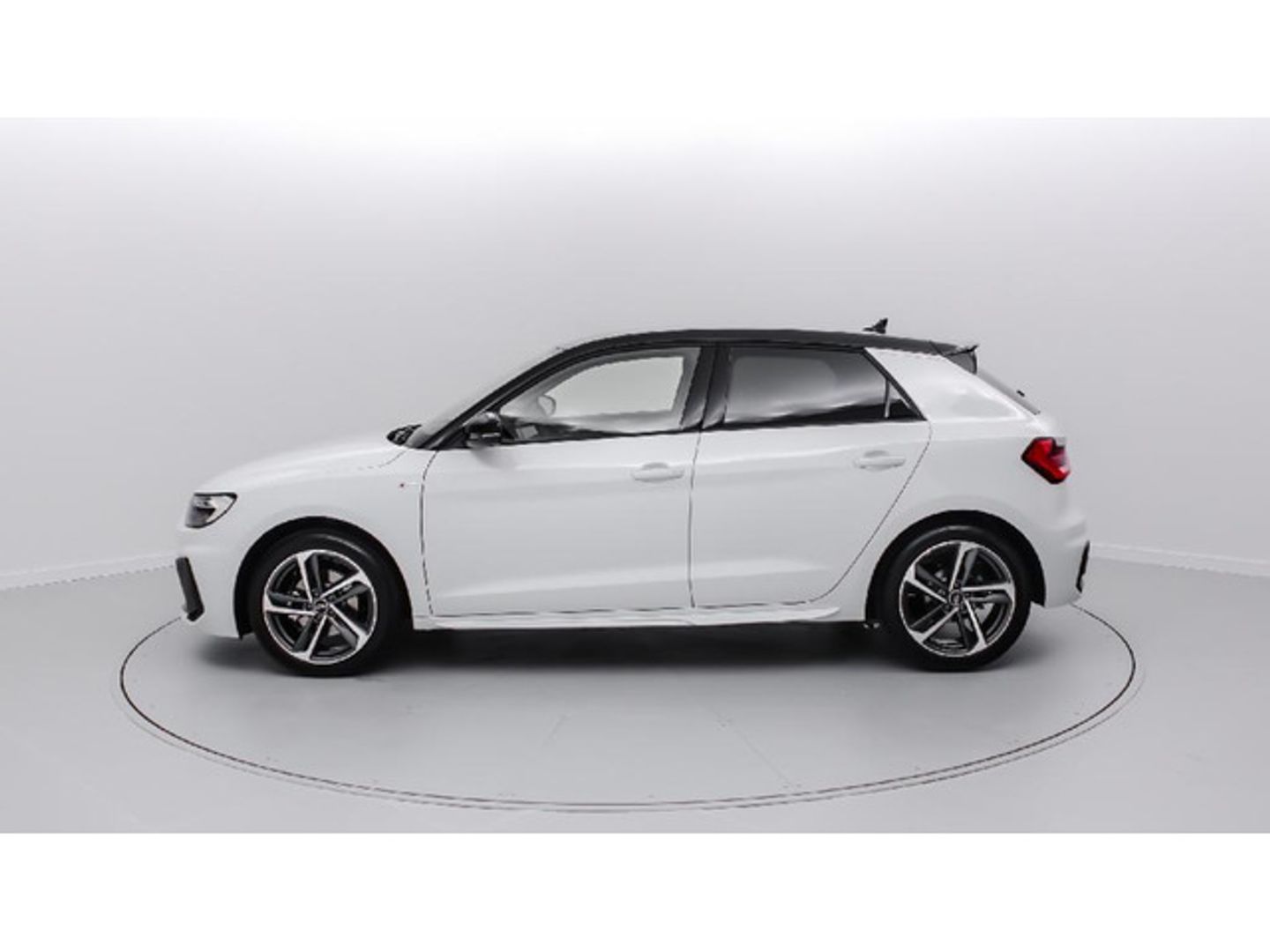Audi A1 Sportback Adrenalin Black edition 30 TFSI 81 kW (110 CV) S tronic