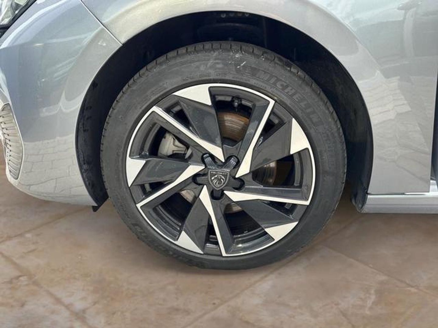 Peugeot 308 SW PureTech 130 S&S Allure Pack EAT8 96 kW (130 CV)