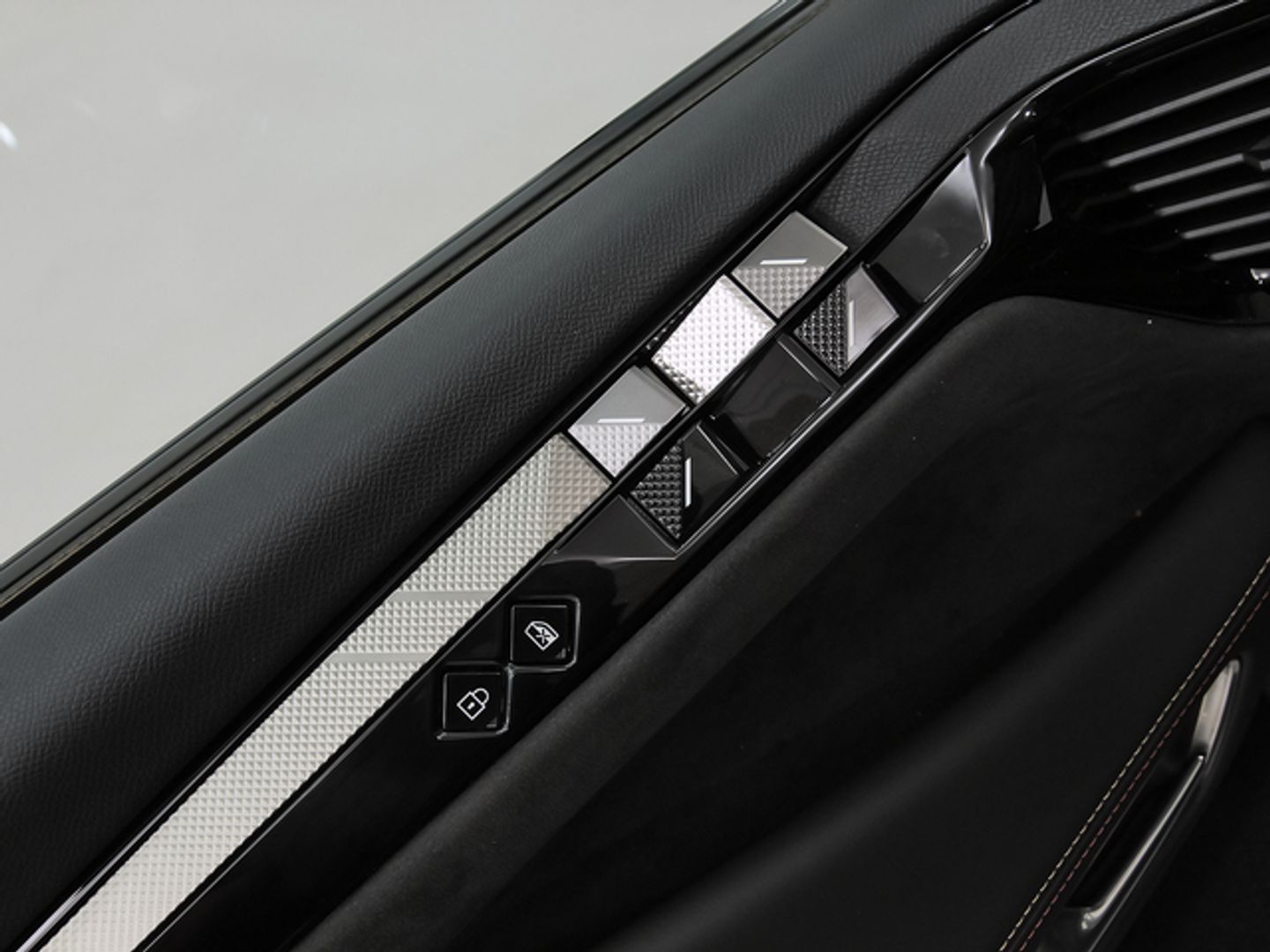 DS DS4 PureTech 130 Performance Line Auto 96 kW (131 CV)