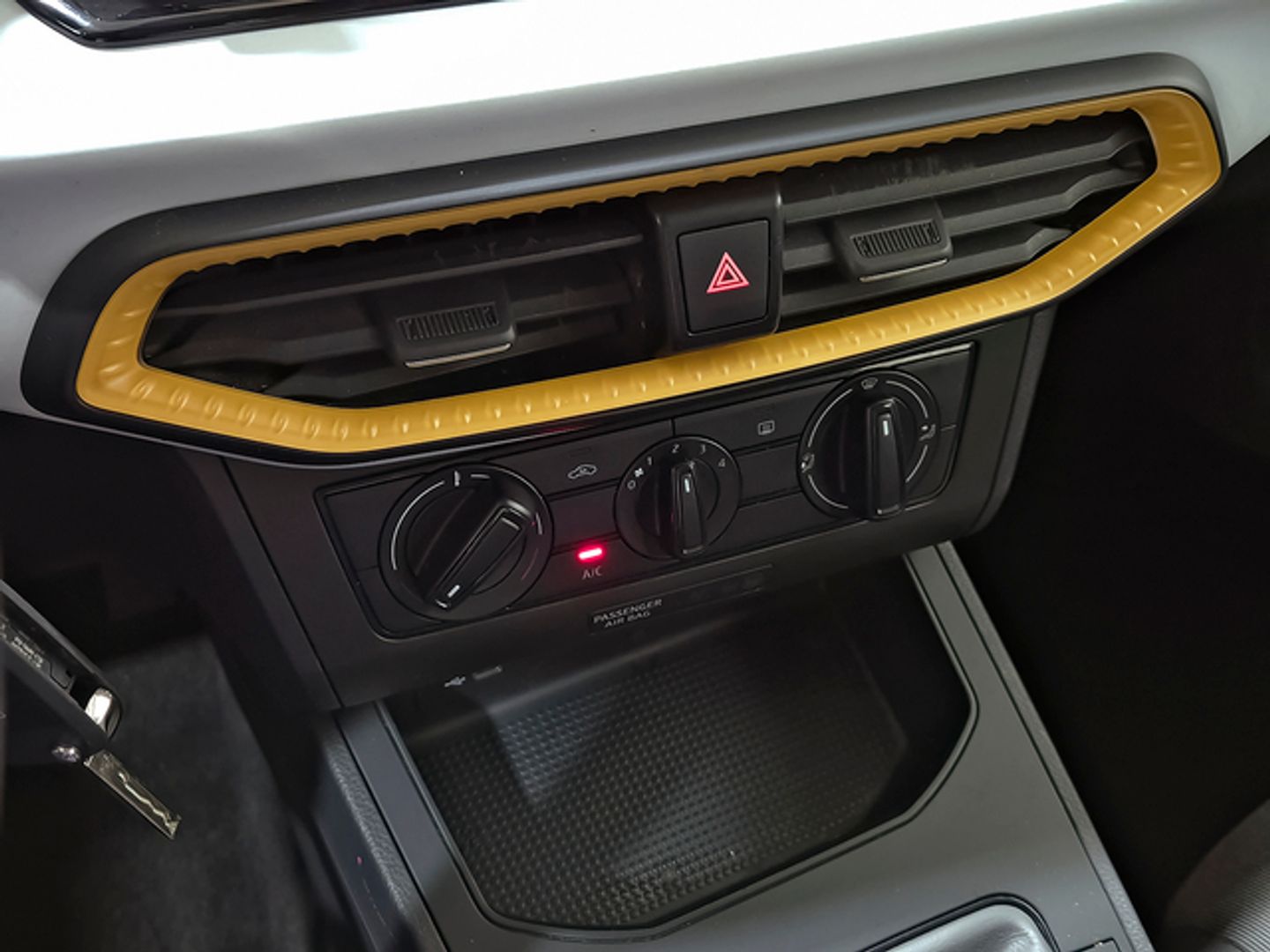 SEAT Ibiza 1.0 MPI Reference Plus 59 kW (80 CV)