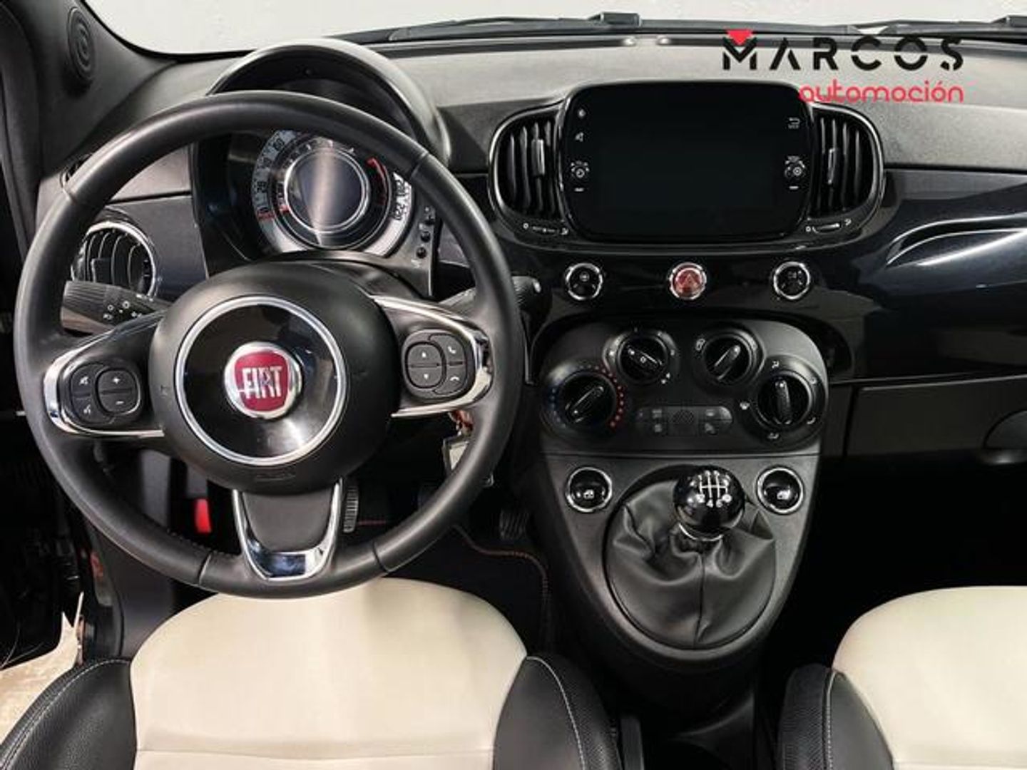 Fiat 500 1.0 Hybrid Dolcevita 51 kW (70 CV)
