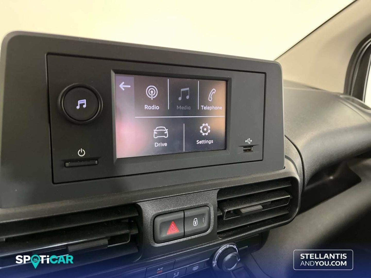 Citroen ë-Berlingo 50kWh Feel Talla M 100 kW (136 CV)