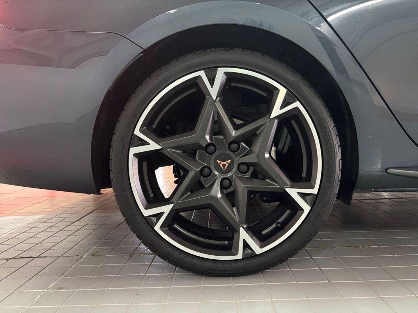 CUPRA Leon Sportstourer 1.5 eTSI Launch Edition DSG 110 kW (150 CV)