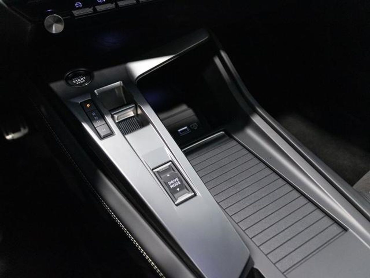 Peugeot 308 BlueHDi 130 S&S GT EAT8 96 kW (130 CV)