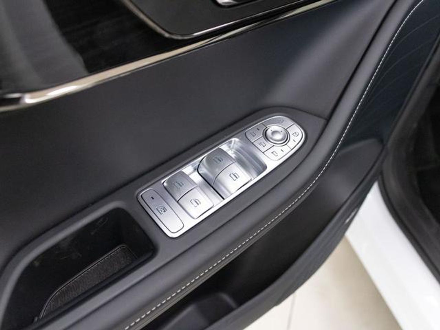 Omoda 5 EV 61kWh Premium 150 kW (204 CV)