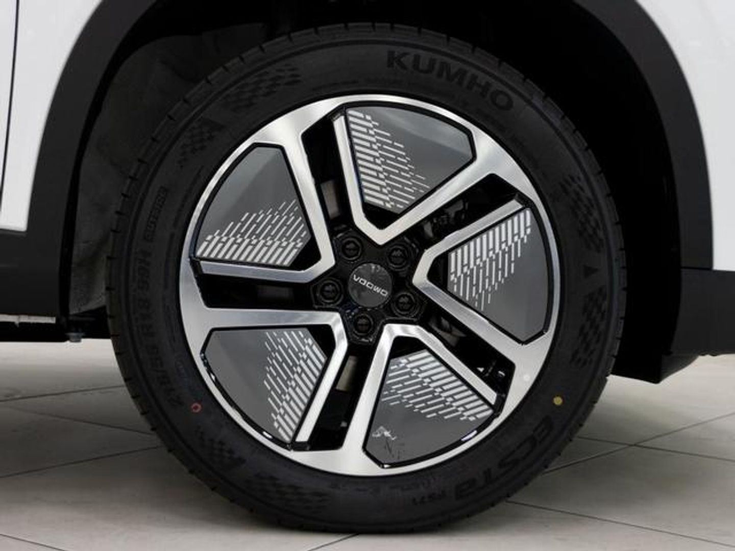 Omoda 5 EV 61kWh Premium 150 kW (204 CV)