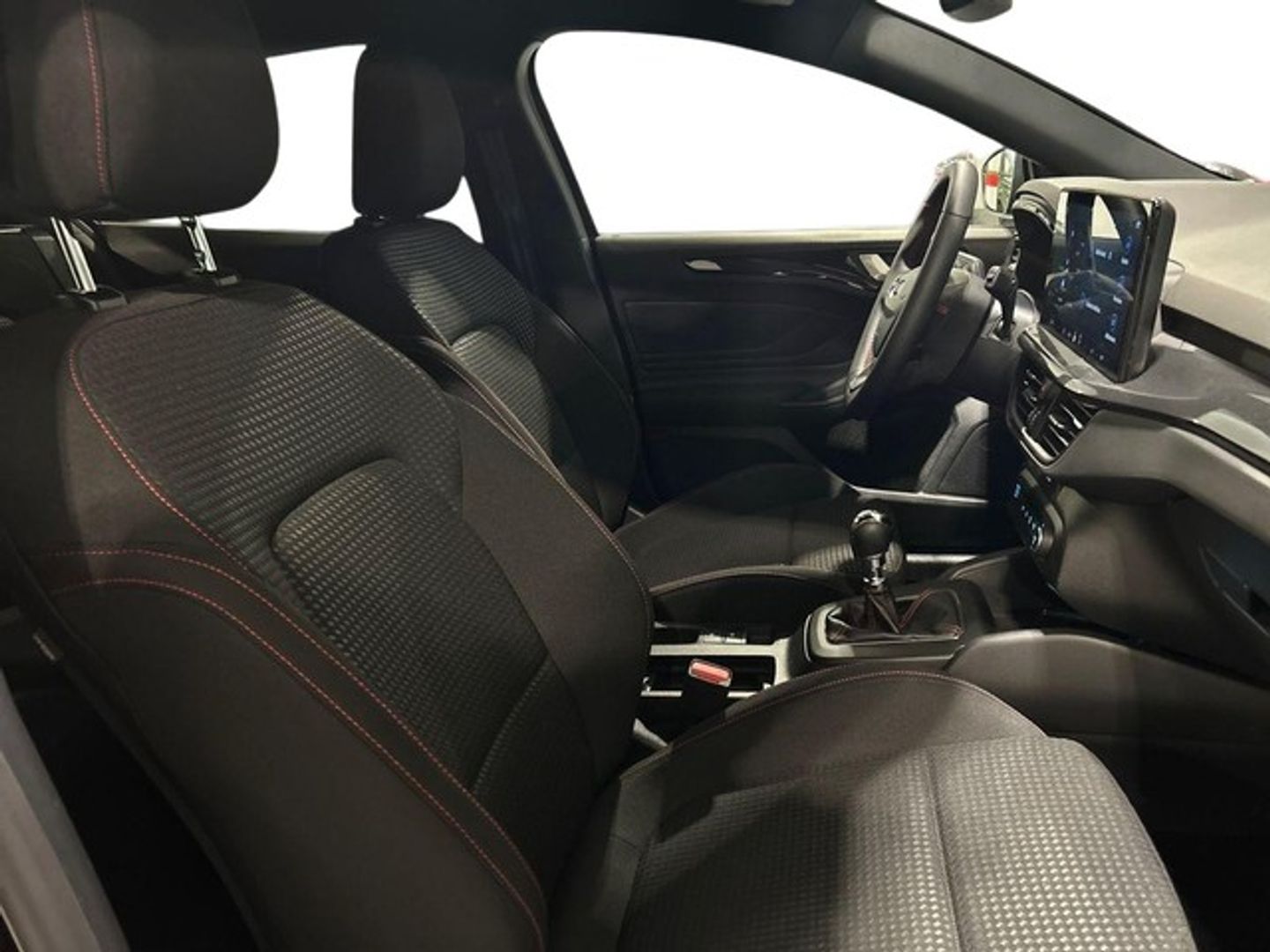 Ford Focus 1.0 Ecoboost MHEV ST-Line 114 kW (155 CV)
