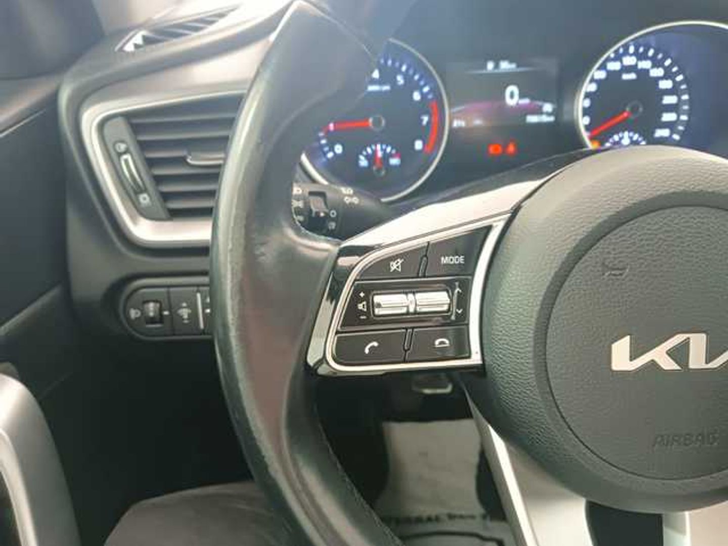 Kia Ceed 1.0 T-GDi Concept 74 kW (100 CV)