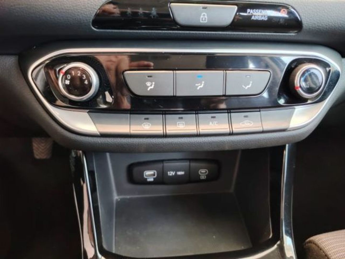 Hyundai i30 1.0 TGDI 48V Klass 74 kW (100 CV)