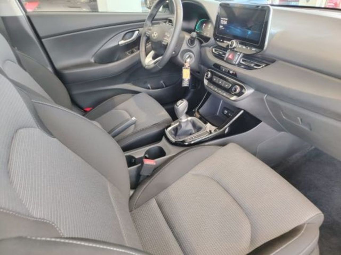 Hyundai i30 1.0 TGDI 48V Klass 74 kW (100 CV)