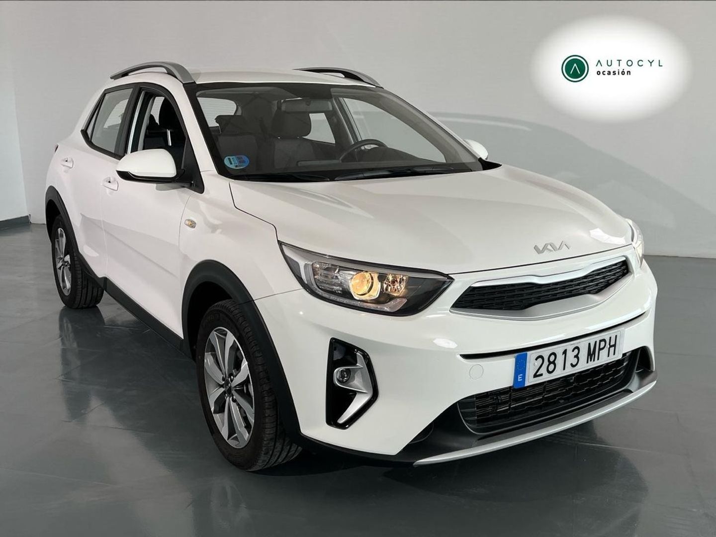 Kia Stonic 1.0 T-GDi MHEV MT Concept 74 kW (100 CV) Blanco SUV