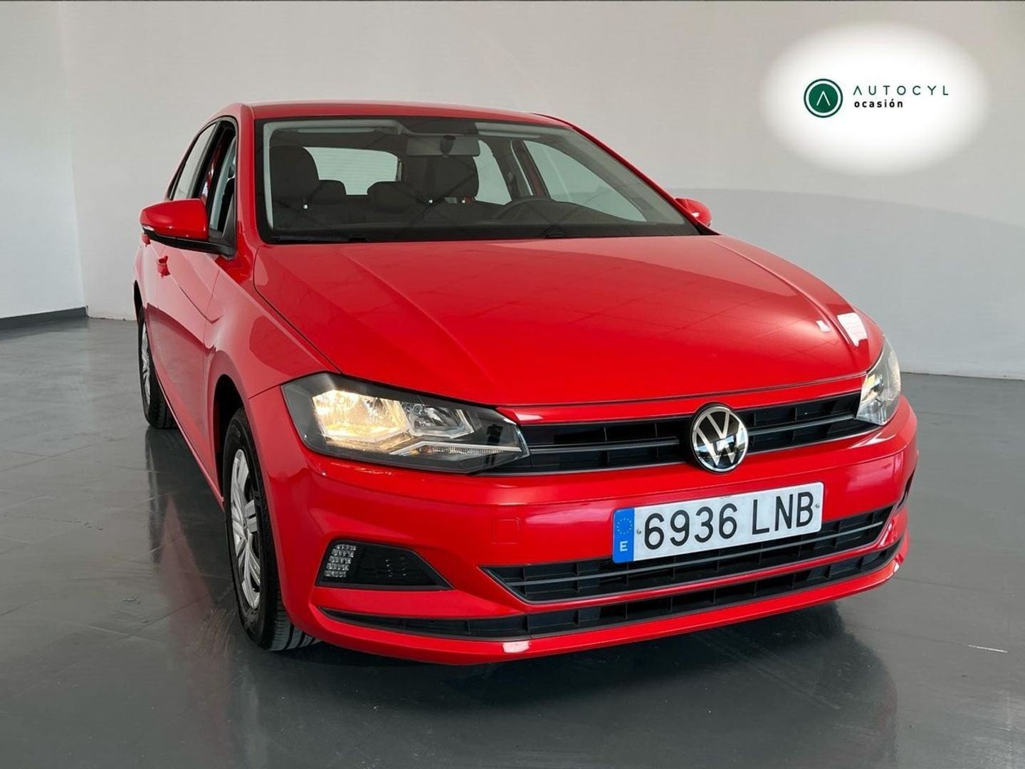 Volkswagen Polo Edition 1.0 59 kW (80 CV) Rojo Compact