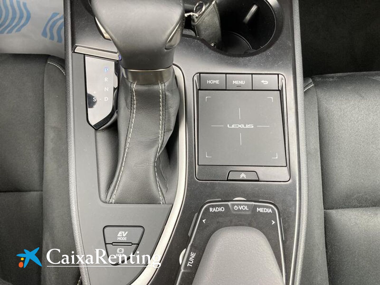 Lexus UX UX 250h Business 2WD 135 kW (184 CV)