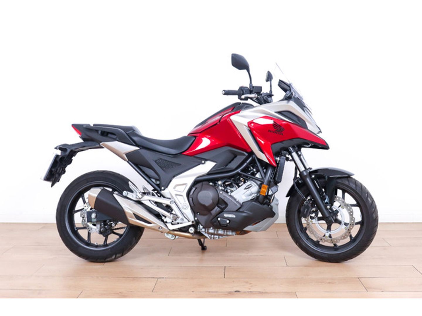 Honda NC750X Rojo Motorcycle