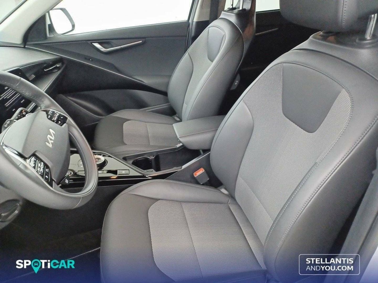 Kia e-Niro Drive (Long Range) 150 kW (204 CV)