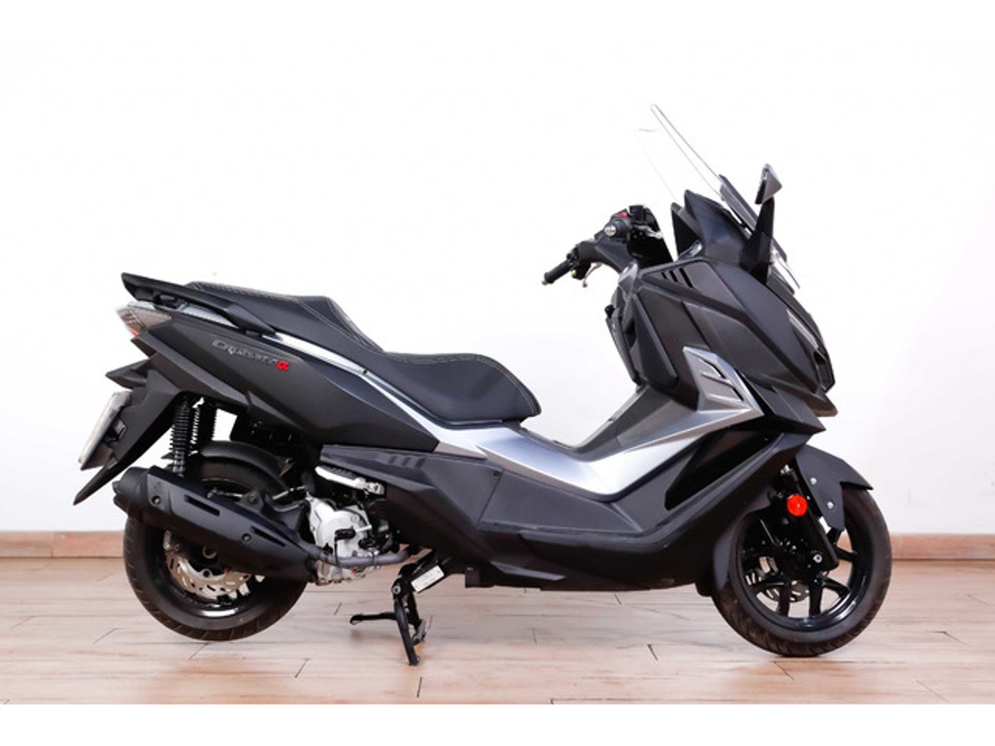 SYM Cruisym Alpha 125 Gris Motorcycle