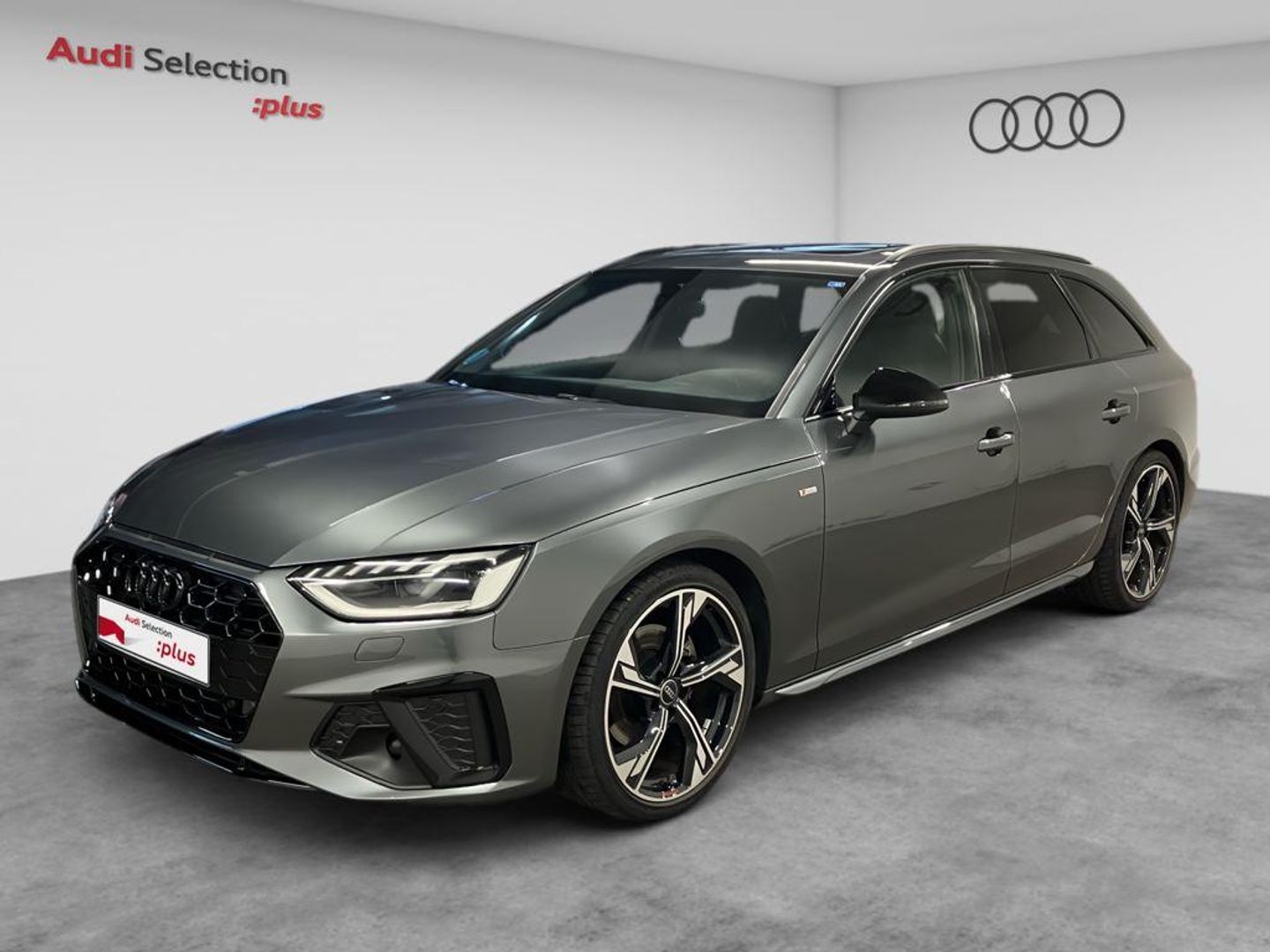 Audi A4 Avant Black line 35 TFSI 110 kW (150 CV) S tronic Gris Familiar