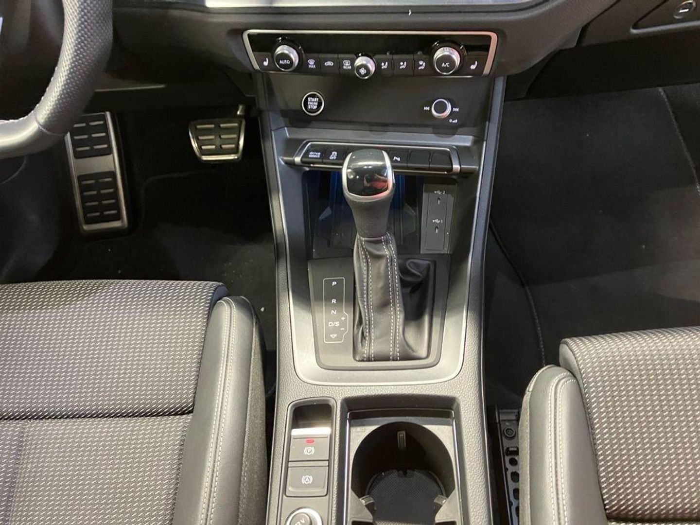 Audi Q3 Black line 35 TFSI 110 kW (150 CV) S tronic