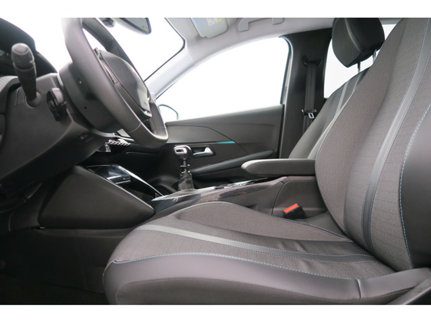 Peugeot 208 PureTech 100 Allure 75 kW (100 CV)