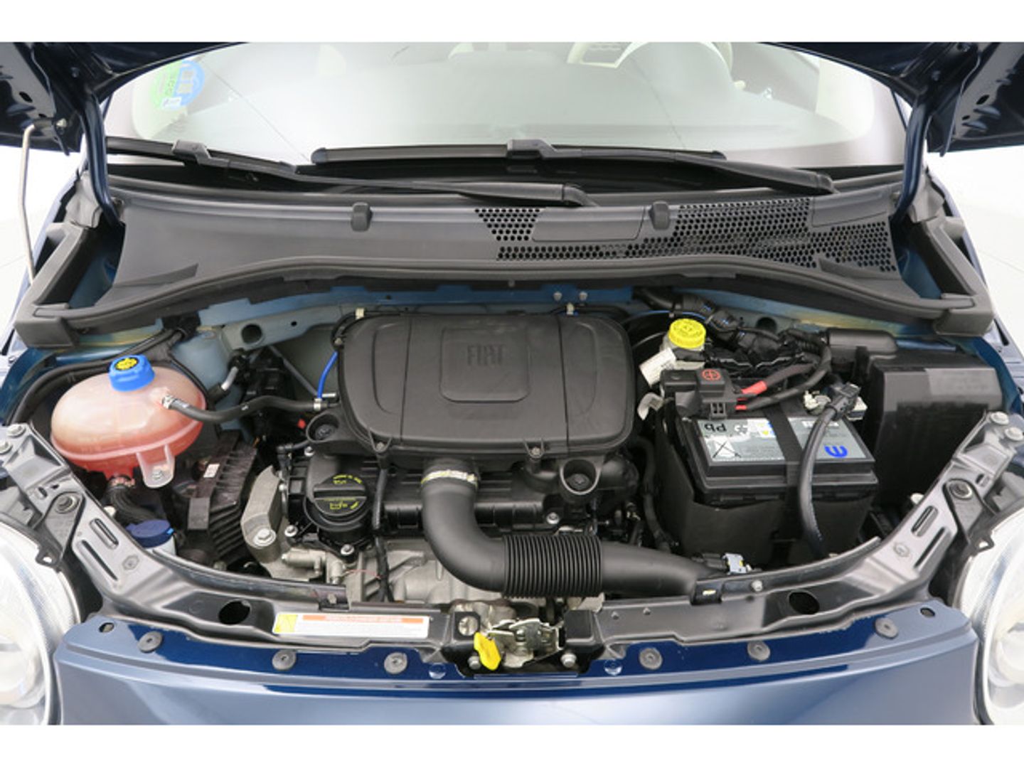 Fiat 500 1.0 Hybrid Dolcevita 51 kW (70 CV)