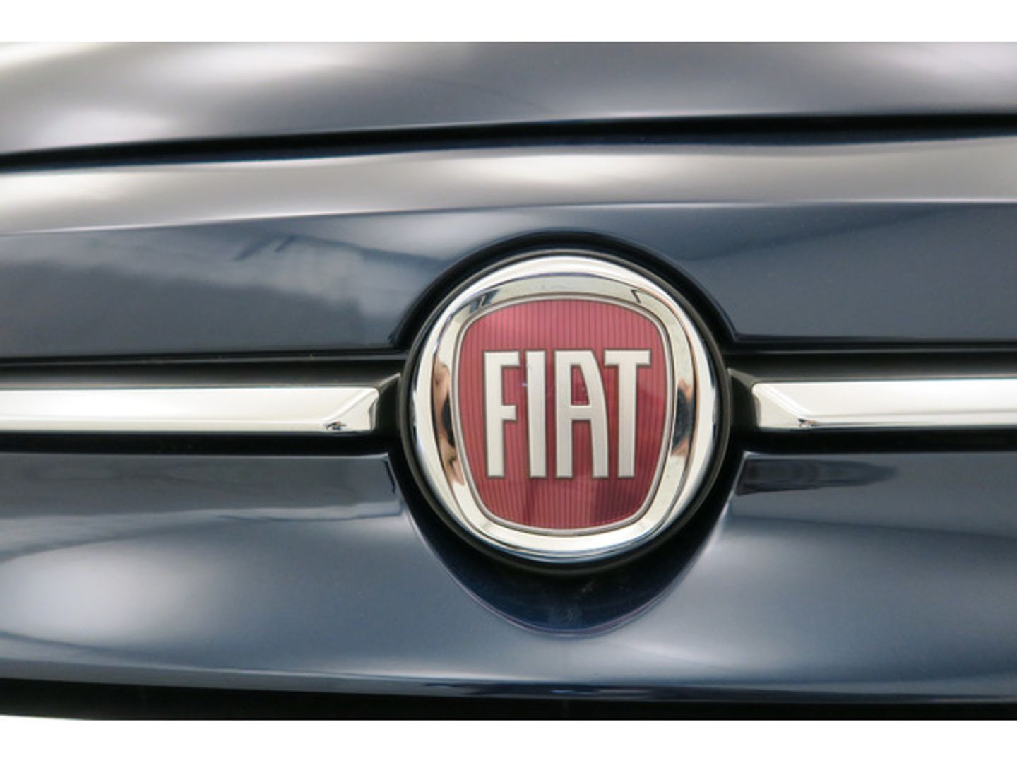 Fiat 500 1.0 Hybrid Dolcevita 51 kW (70 CV)
