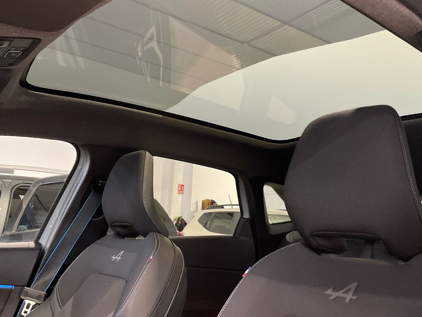 Renault Symbioz Esprit Alpine E-Tech 107 kW (145 CV)