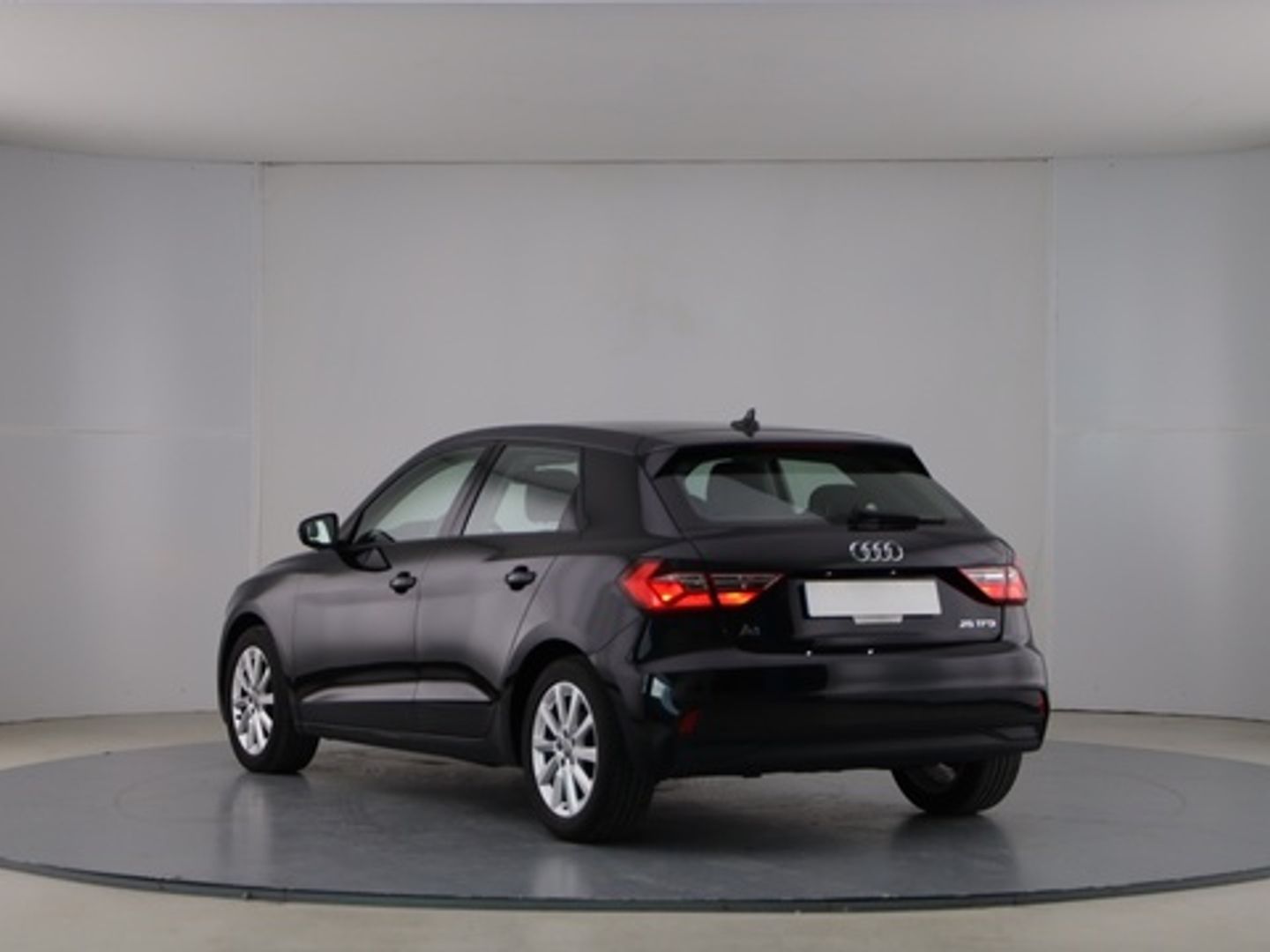 Audi A1 Sportback Advanced 25 TFSI 70 kW (95 CV)