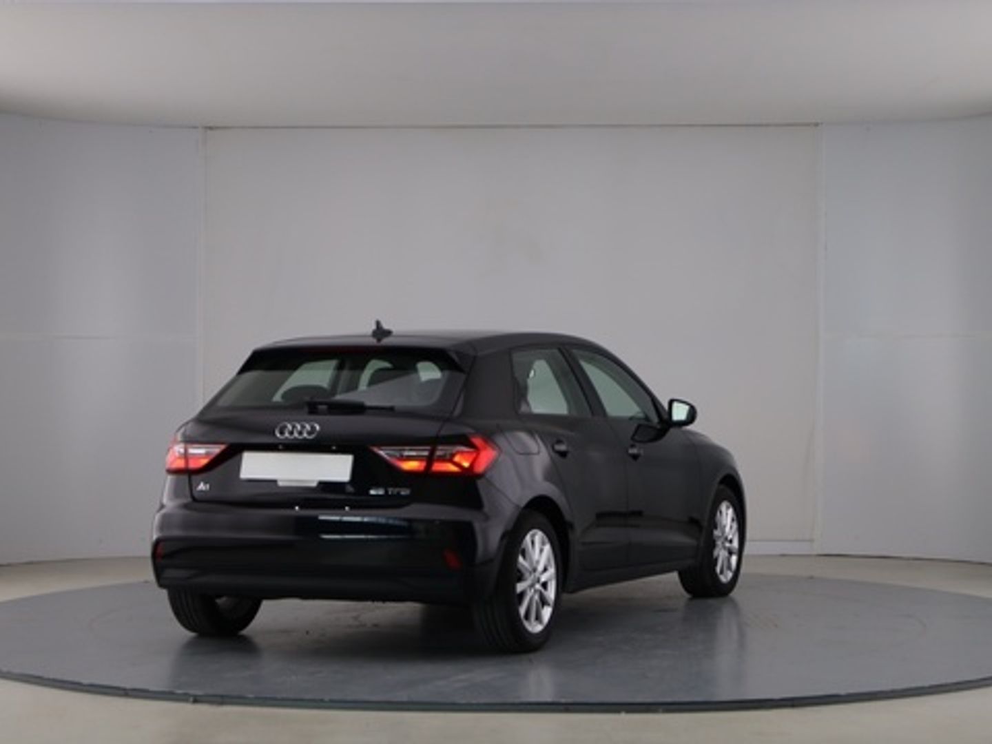Audi A1 Sportback Advanced 25 TFSI 70 kW (95 CV)
