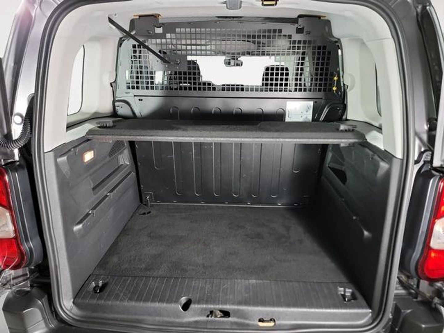 Peugeot Rifter Active Business Standard BlueHDi 73 kW (100 CV)