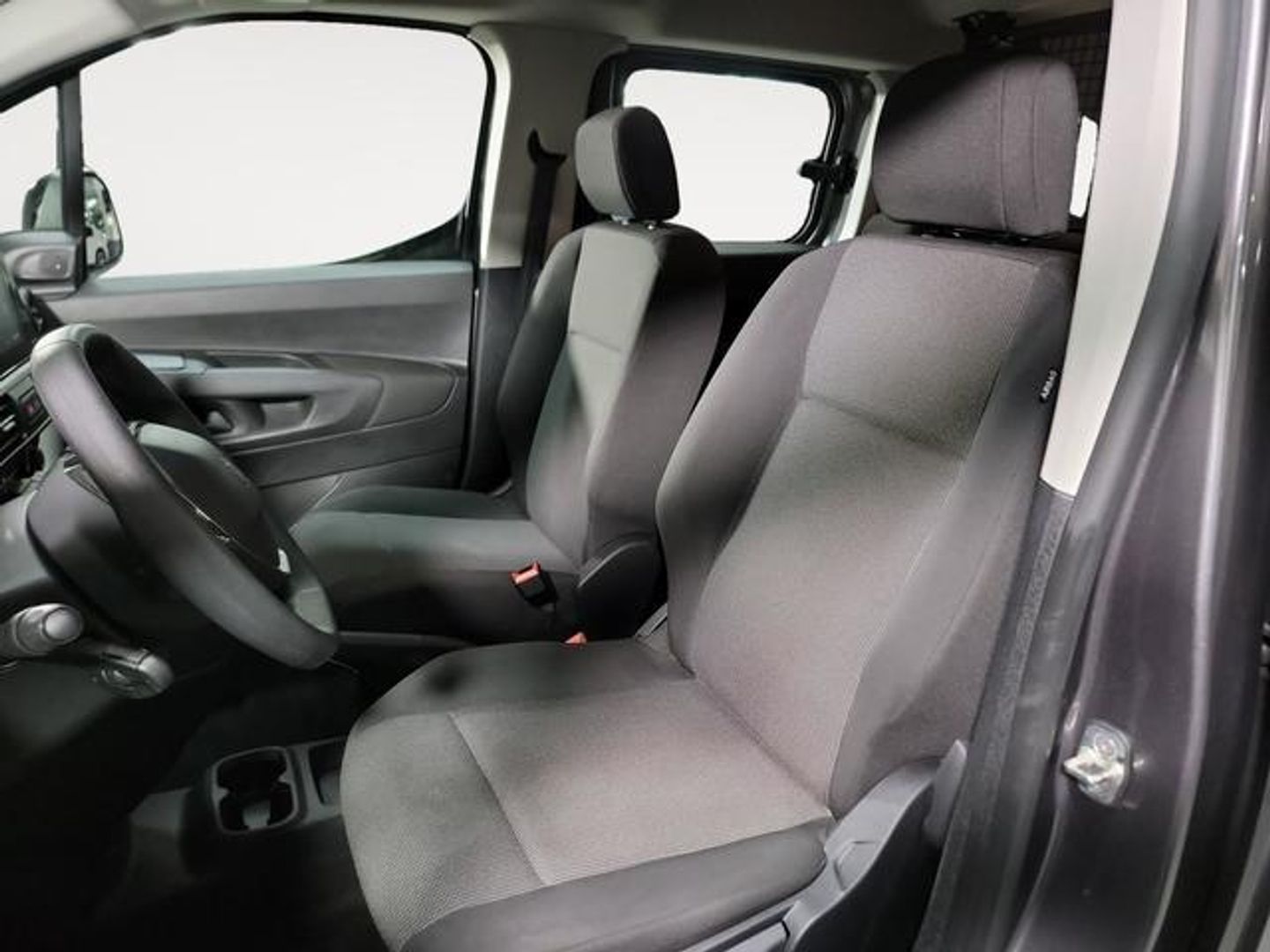 Peugeot Rifter Active Business Standard BlueHDi 73 kW (100 CV)