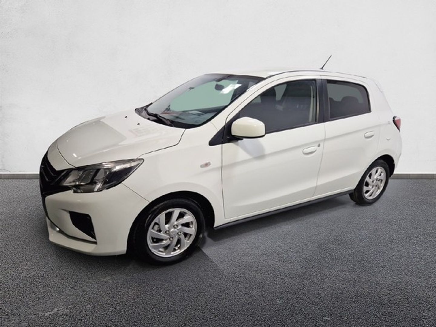 Mitsubishi Space Star 120 MPI Kaiteki 52 kW (71 CV) Blanco Compact