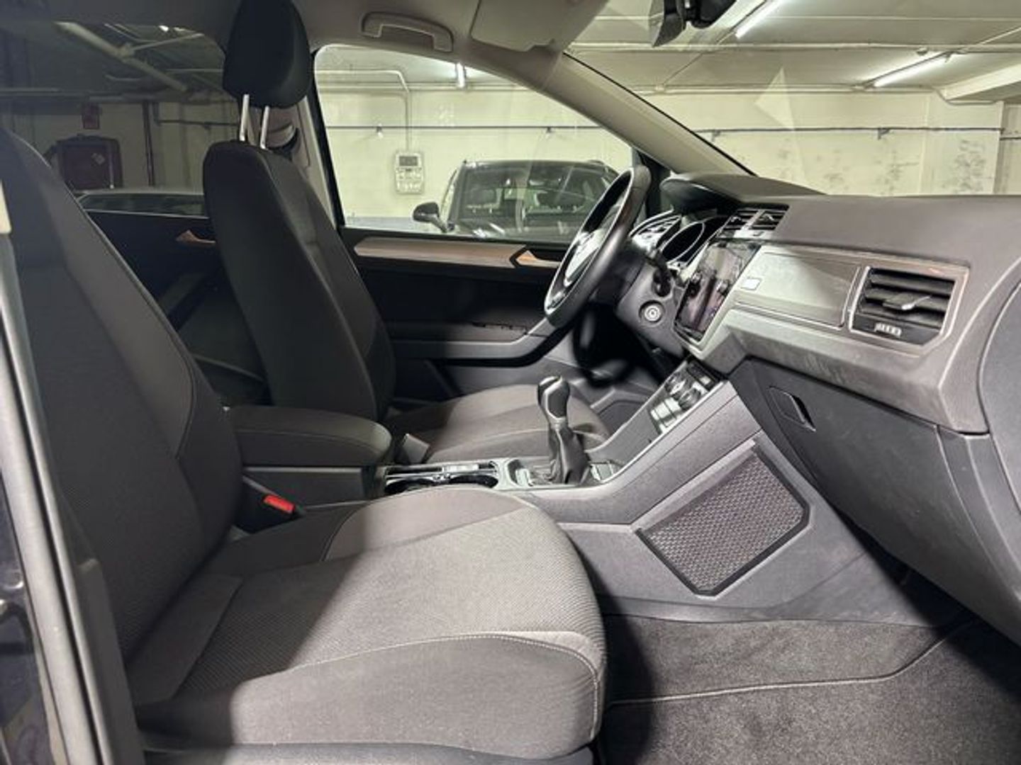 Volkswagen Touran Business 2.0 TDI 85 kW (115 CV)