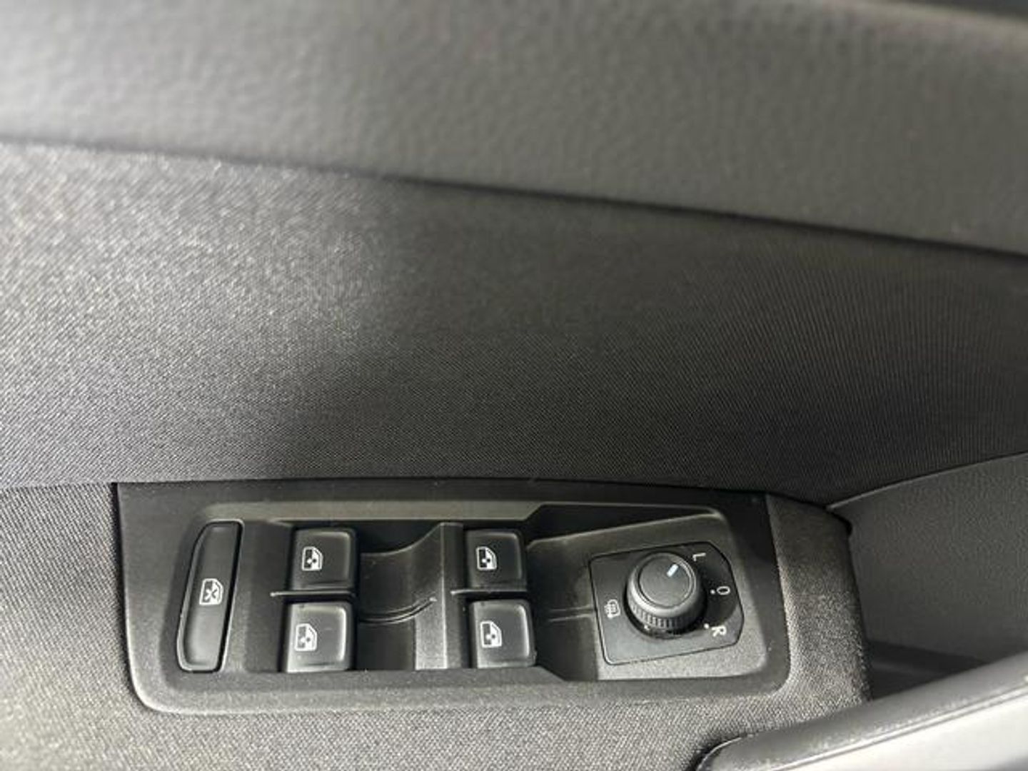 Volkswagen Touran Business 2.0 TDI 85 kW (115 CV)
