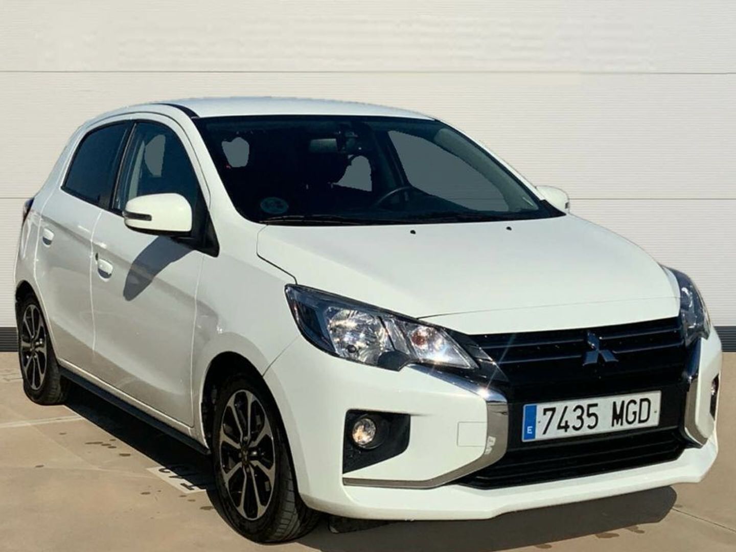 Mitsubishi Space Star 120 MPI Kaiteki 52 kW (71 CV) Blanco Compact