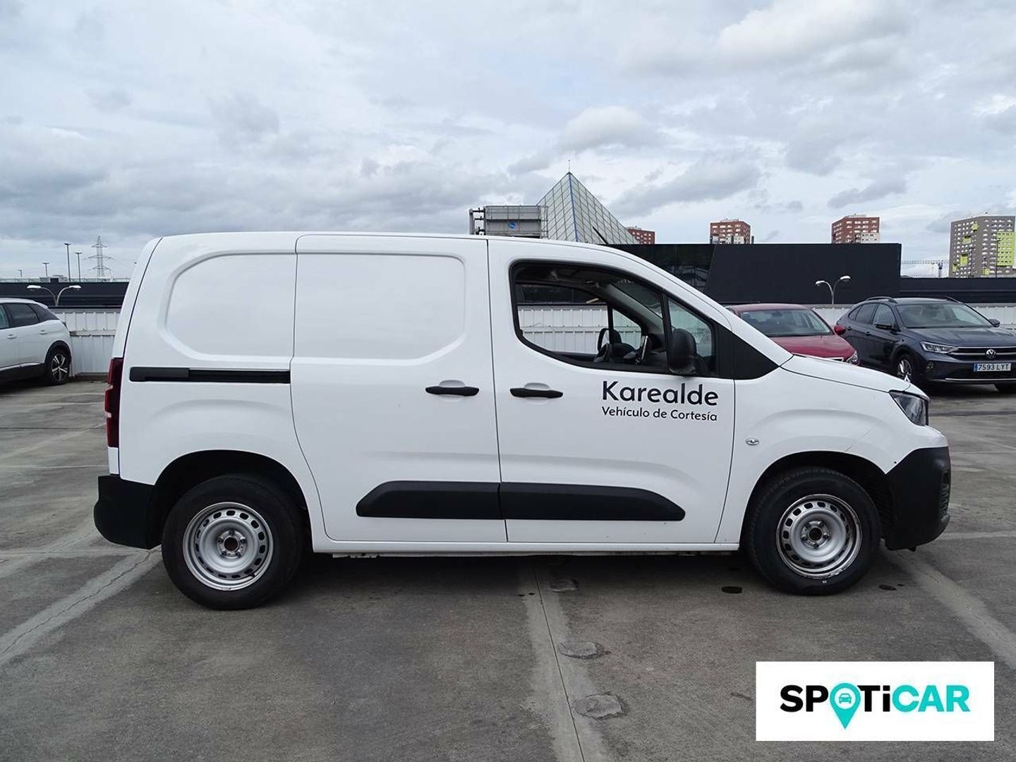 Peugeot Partner Furgon BlueHDi 100 S&S Pro Standard 600kg 73 kW (98 CV)
