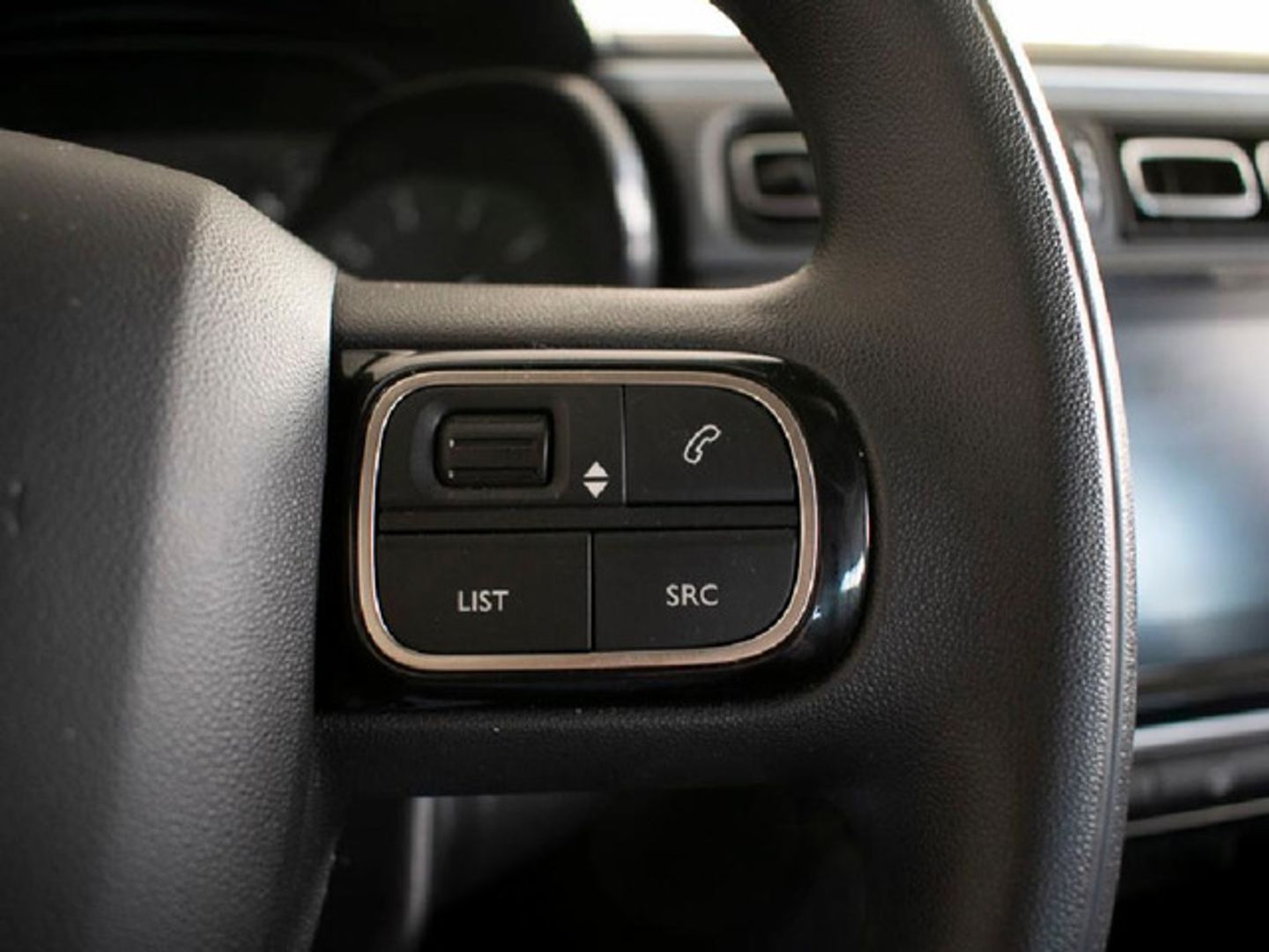 Citroen C3 PureTech 82 C-Series 61 kW (83 CV)