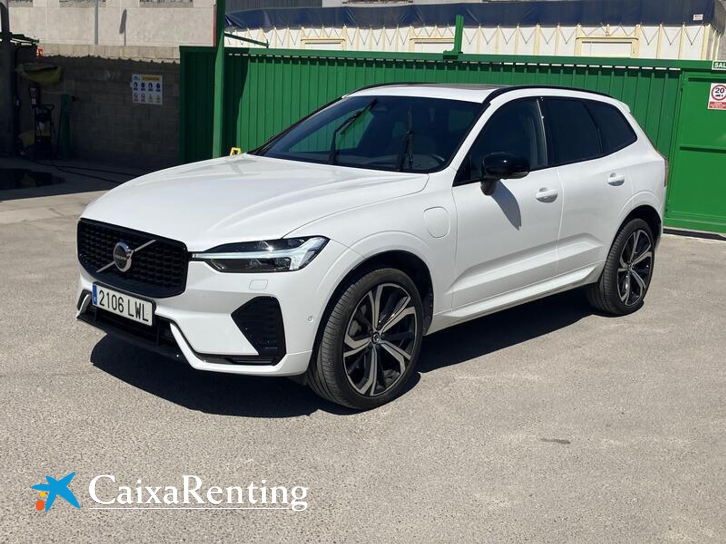 Volvo XC60 T6 Recharge R-Design AWD Auto 257 kW (350 CV) Blanco All Terrain / Pick-up