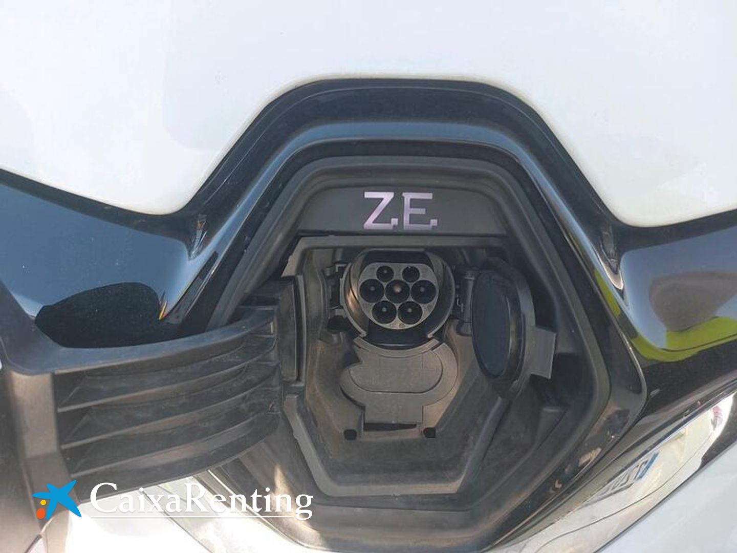 Renault Zoe Intens 100 kW R135 Batería 50kWh 99 kW (135 CV)