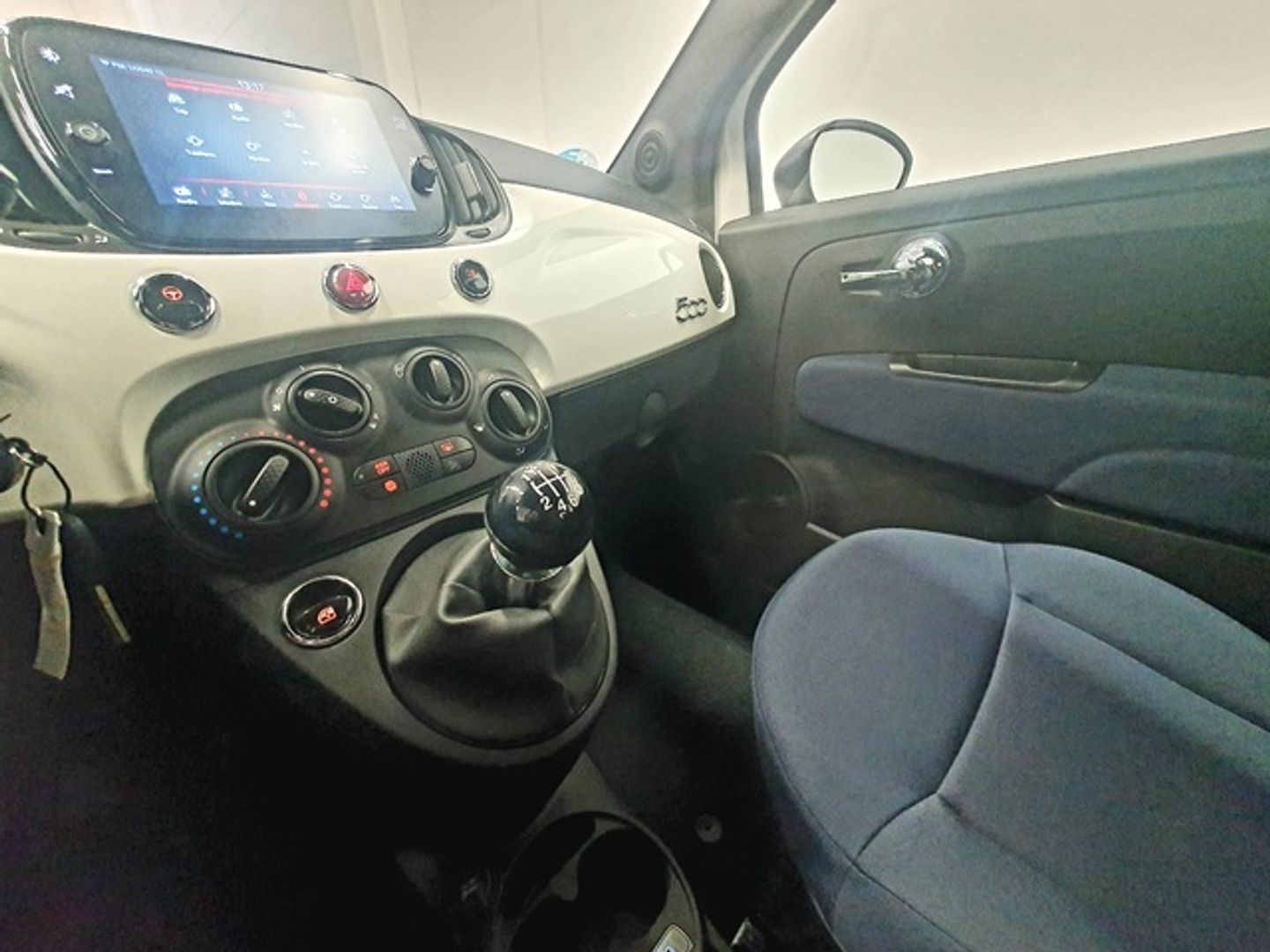 Fiat 500 1.0 Hybrid Cult 51 kW (70 CV)