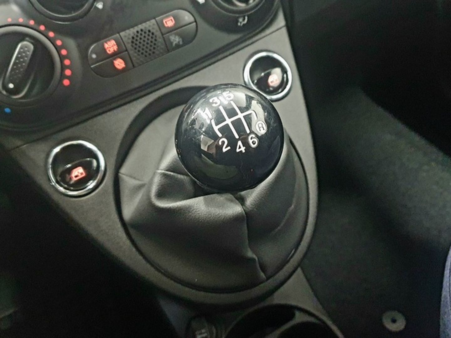Fiat 500 1.0 Hybrid Cult 51 kW (70 CV)