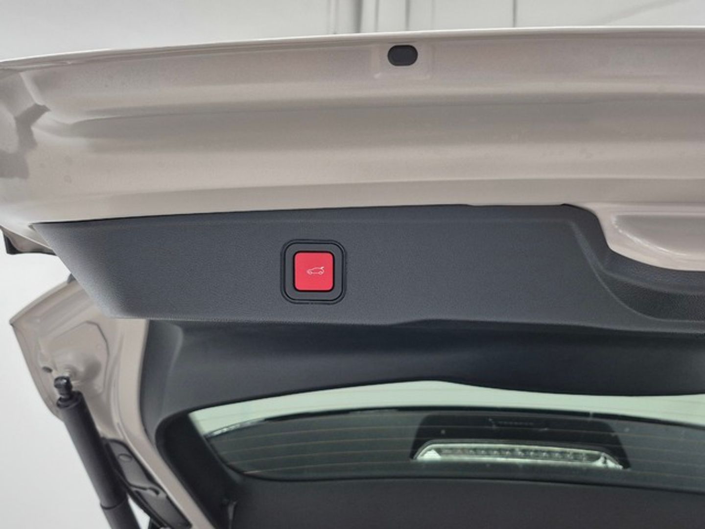 Jeep Avenger BEV Summit 115 kW (156 CV)