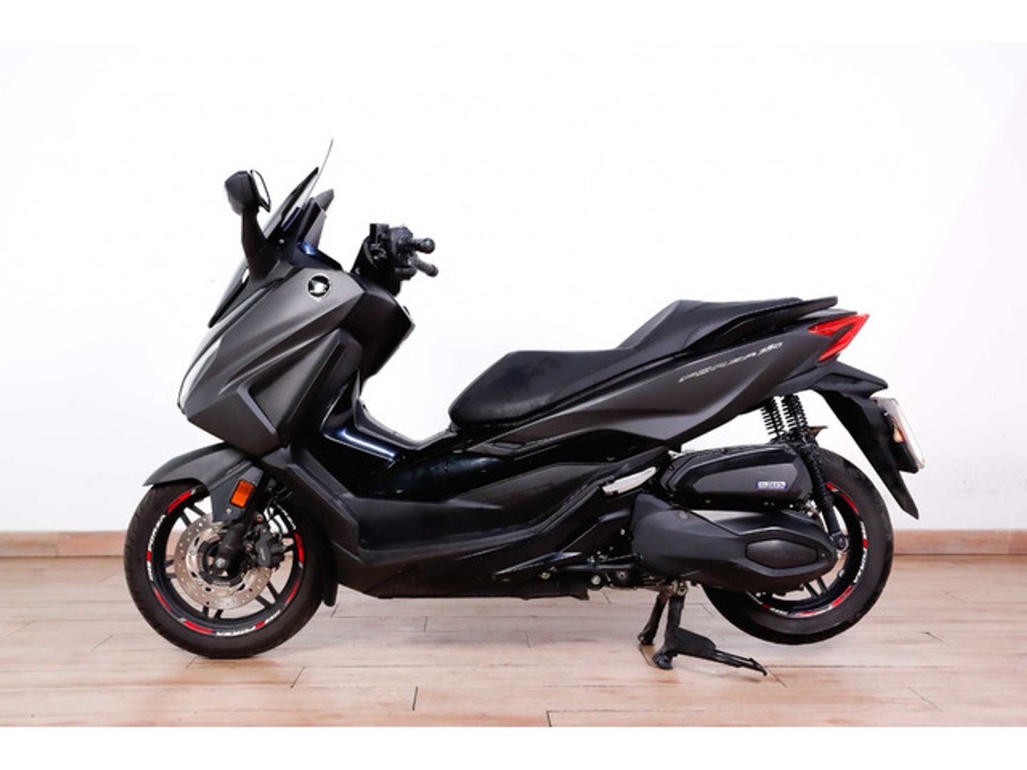 Honda Forza 350