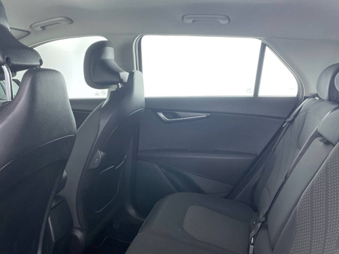 Kia Niro 1.6 GDi HEV Concept 104 kW (141 CV)