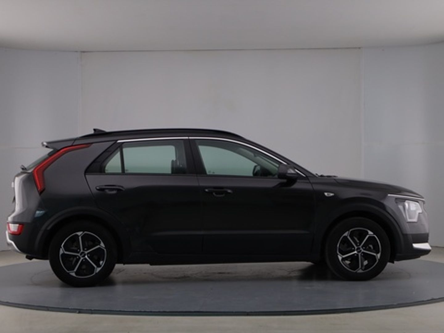 Kia Niro 1.6 GDi HEV Concept 104 kW (141 CV)