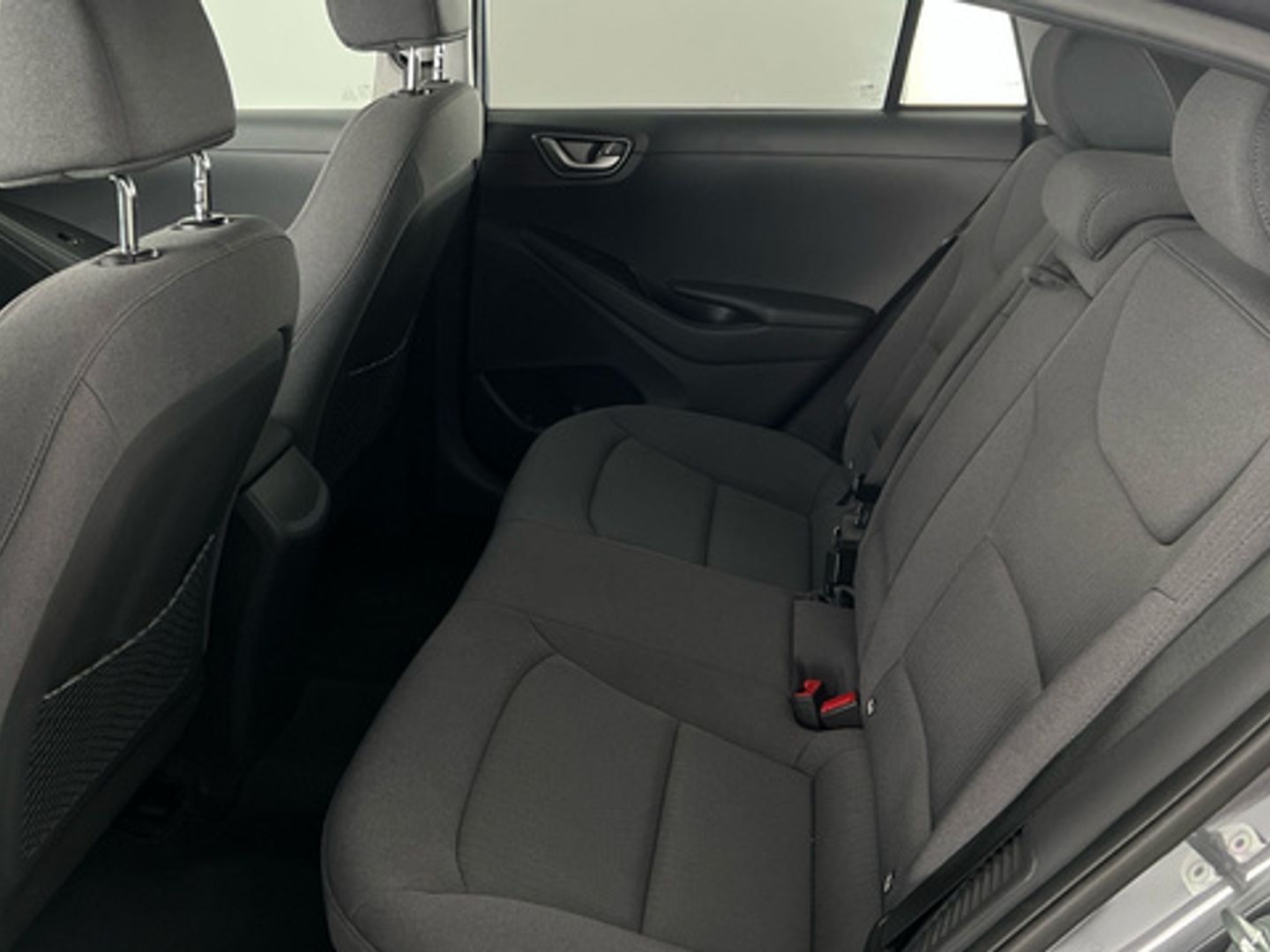 Hyundai Ioniq 1.6 GDI HEV Klass DCT 104 kW (141 CV)