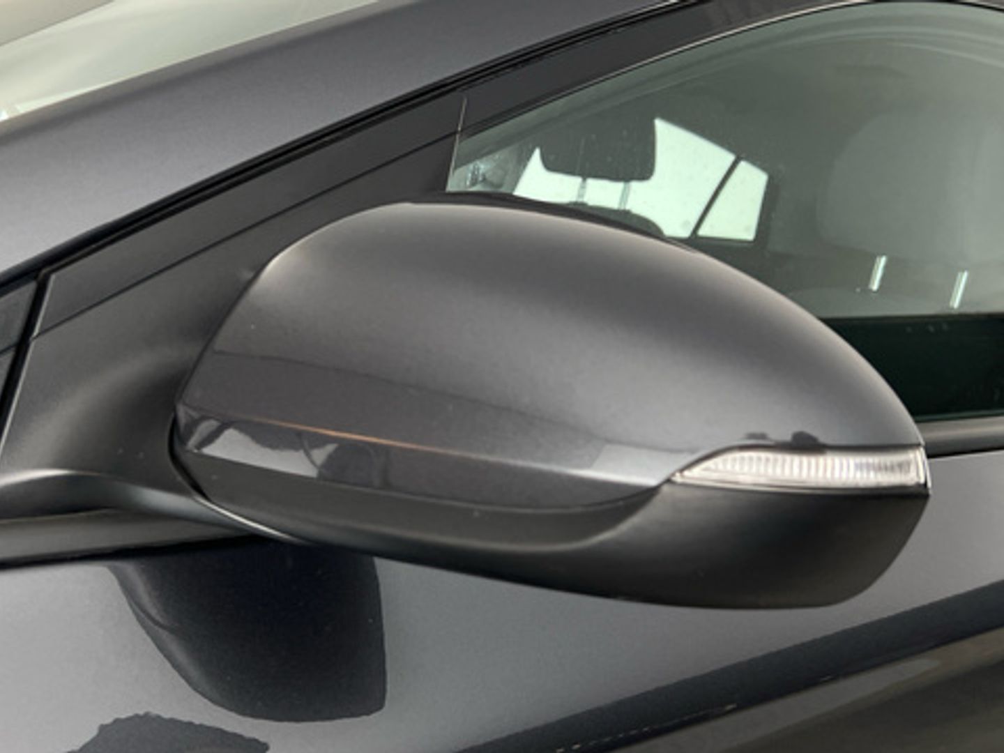 Hyundai Ioniq 1.6 GDI HEV Klass DCT 104 kW (141 CV)