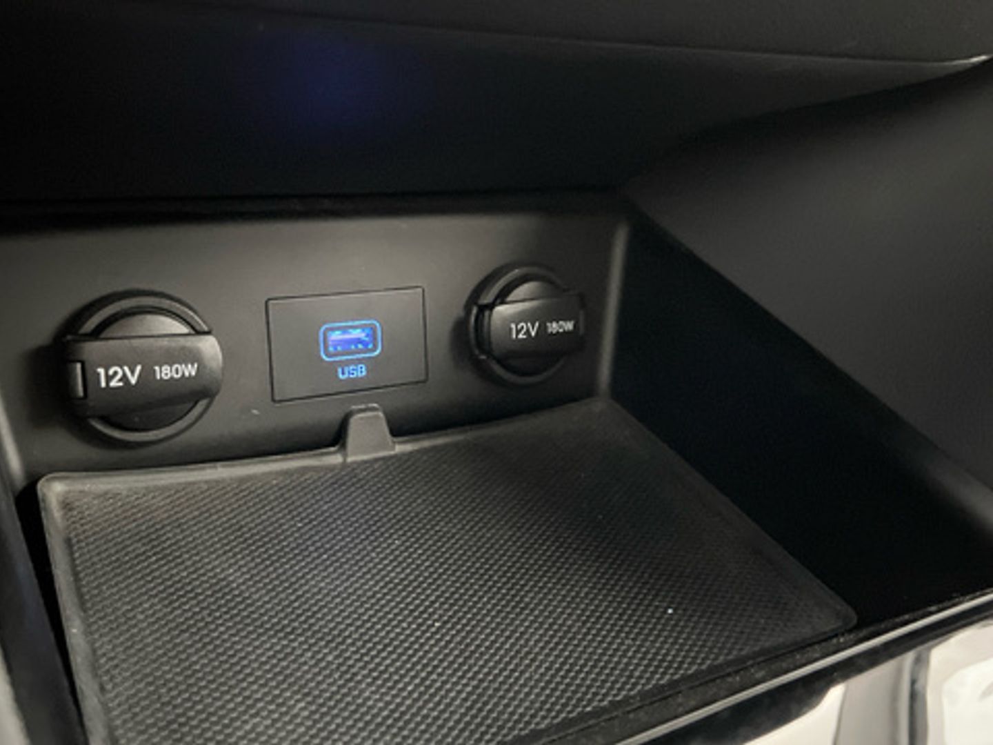 Hyundai Ioniq 1.6 GDI HEV Klass DCT 104 kW (141 CV)