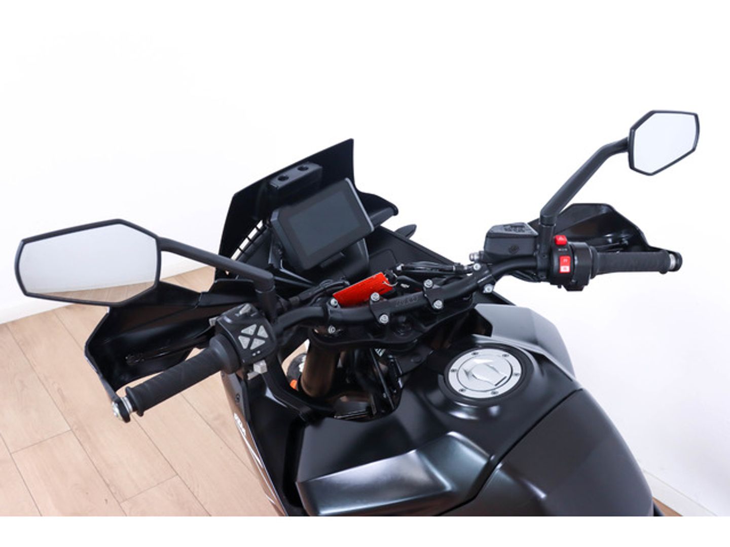 KTM SMT 890